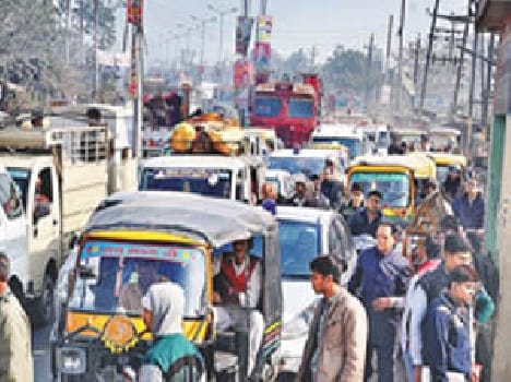 People face traffic problem daily